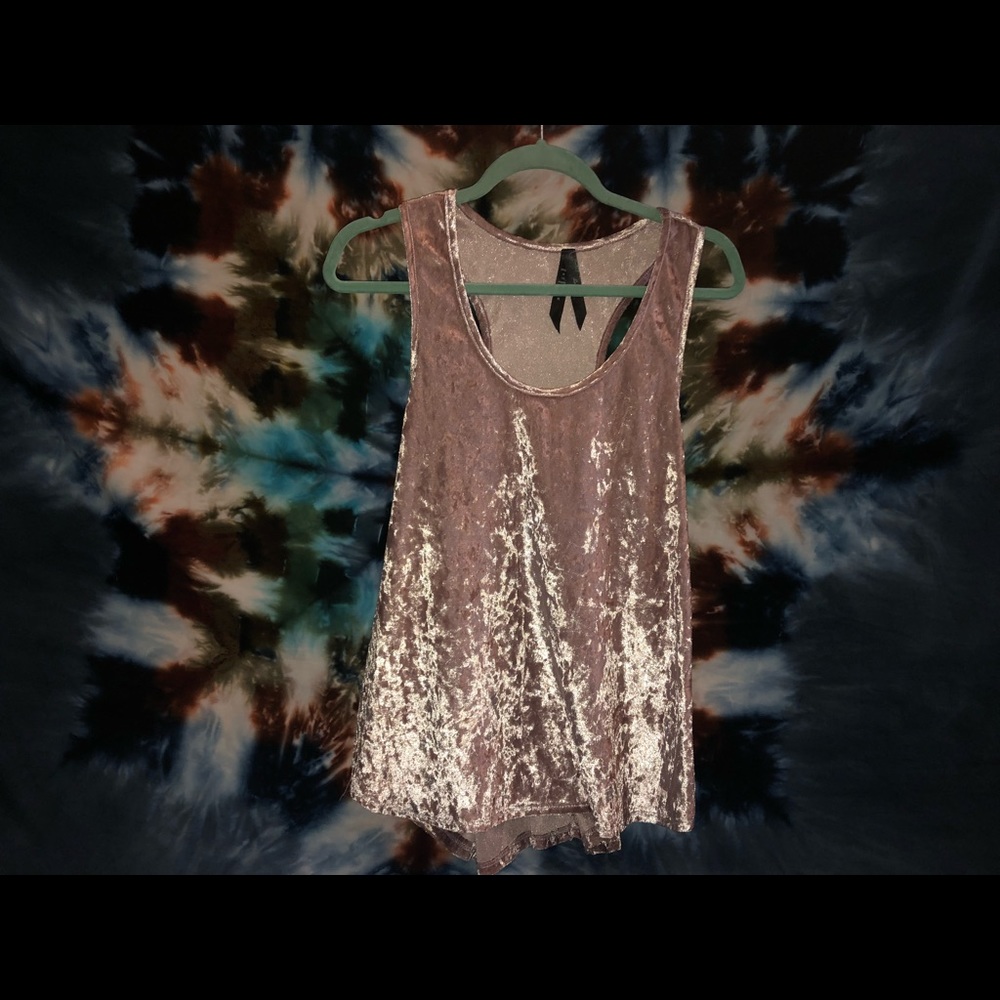 Velvet tank